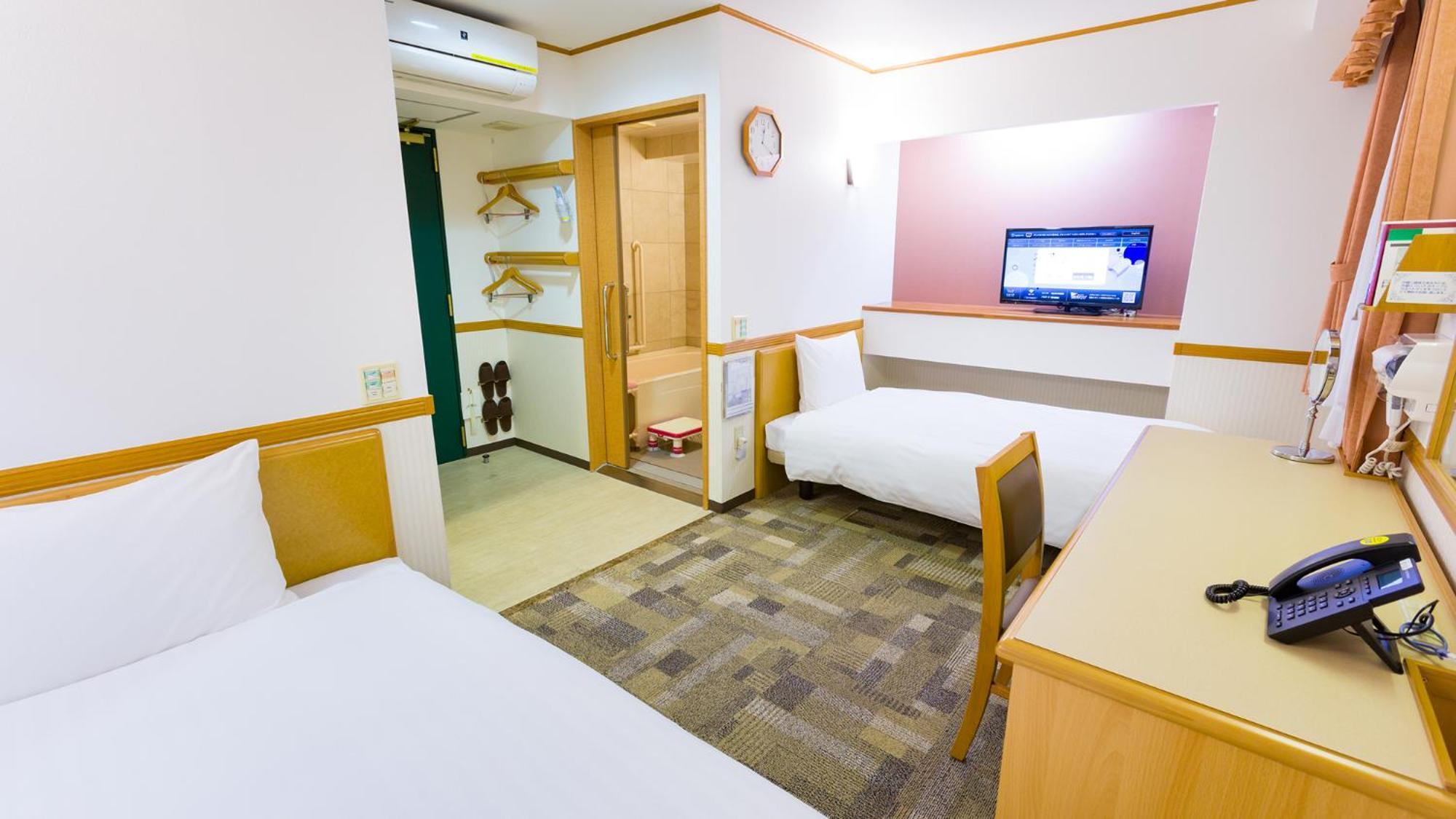 Toyoko Inn Yamagata-Eki Nishi-Guchi Yamagata  Bagian luar foto